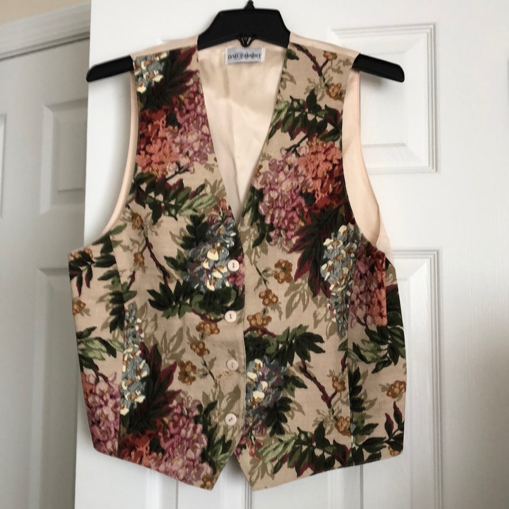 Floral vest